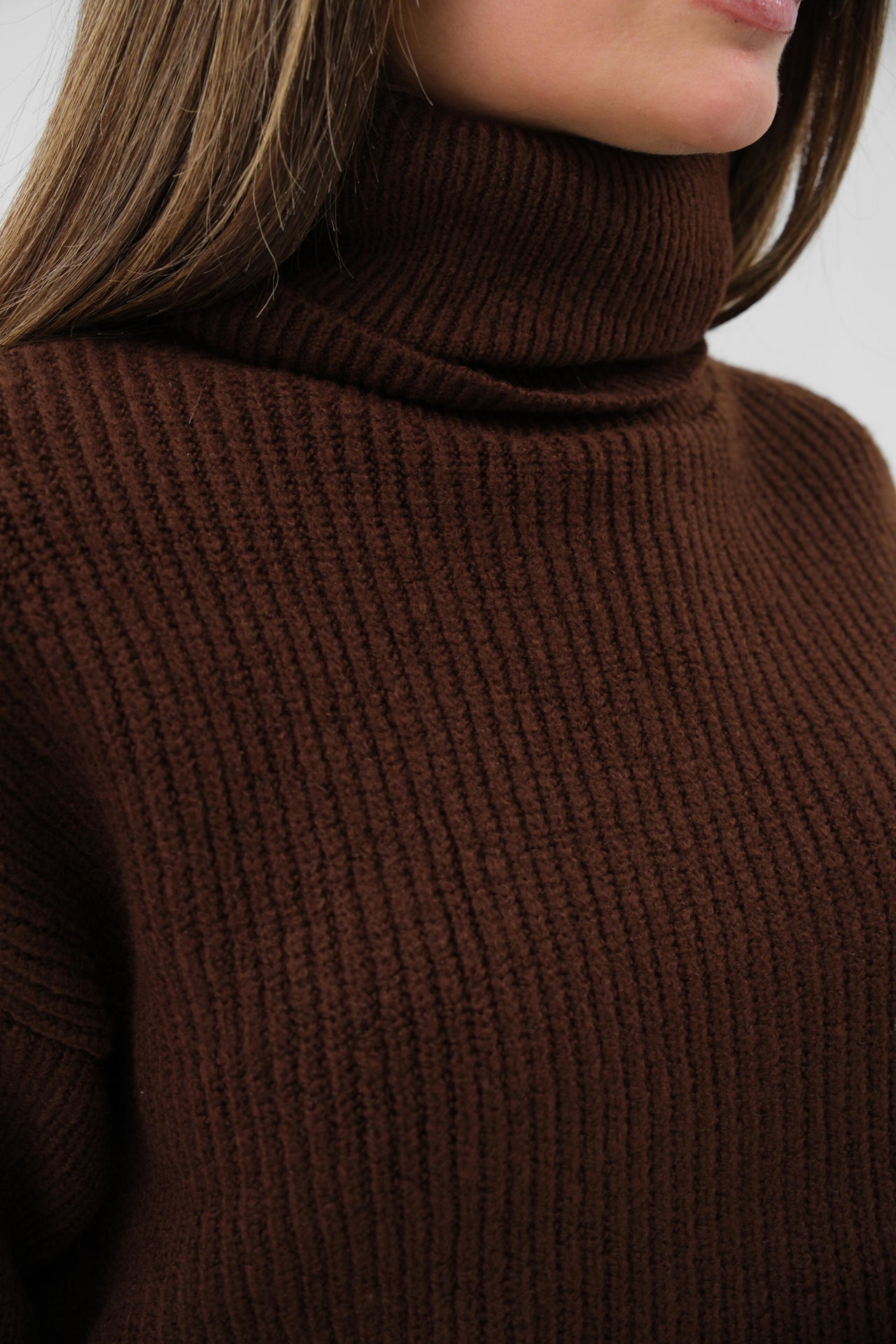 Oversized Gebreide Coltrui , Bruin, Gebreide Truien Dames, Dames Gebreide Truien, Gebreide Trui Dames, Voorkant, Erg Dichtbij